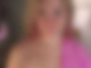 Live cam show with Kathy-Duncan - Tease on Nude Live Now