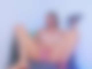 Live cam show with kitanna-1 - Body Massage on Camsoda