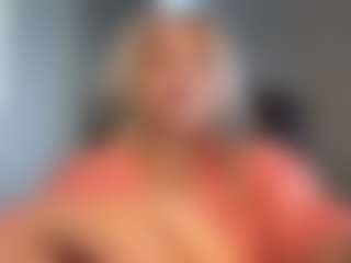 LucretiaLampsas's Live Sex Cam Show