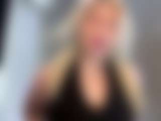 LucretiaLampsas's Live Sex Cam Show