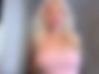 LucretiaLampsas's Live Sex Cam Show