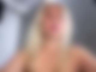 LucretiaLampsas's Live Sex Cam Show