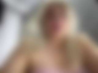LucretiaLampsas's Live Sex Cam Show