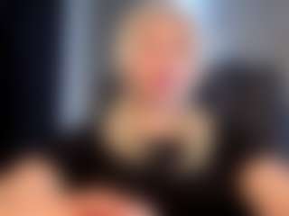 Live cam show with LucretiaLampsas - Granny on CSO-WL