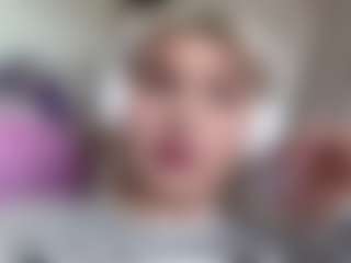 Live cam show with LucretiaLampsas - New Young Adult on livesuperchat.net