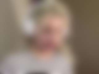 LucretiaLampsas's Live Sex Cam Show