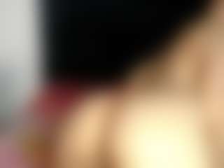 Live cam show with Maggi-smith09 - Pornstar Petite on Hubzter Live