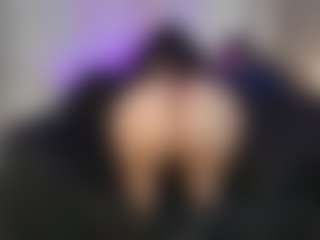 MiaVelvet24's Live Sex Cam Show