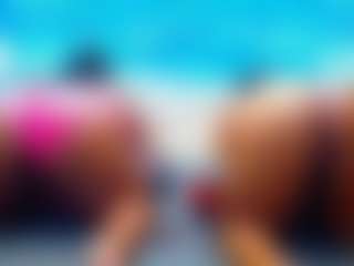 Live cam show with NAUGHTYPEARLXXX - Tease on Camsoda
