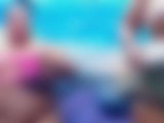 Show de cam en vivo con NAUGHTYPEARLXXX - Flashing en Camsoda