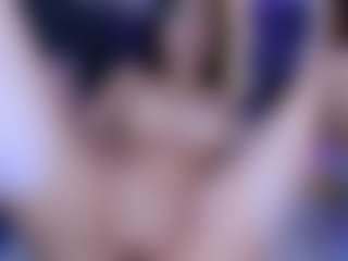 Live cam show with neftis-tay - Smoking on Camiplay Live