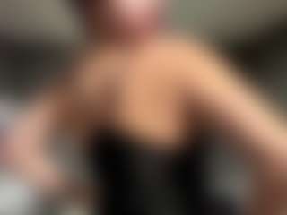 Live cam show with NikoleBirklid - Natural on Milfs Live