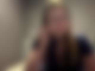 Live cam show with NikoleBirklid - Middle Aged on madthumbs