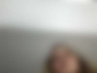 Live cam show with NormanFaison - Ass Bouncing on Milfs Live