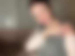 Live cam show with NormanFaison - Lean on Camsoda