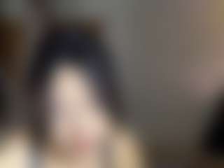 Live cam show with RiaVenskoske - Nipple Piercings on Chatstar