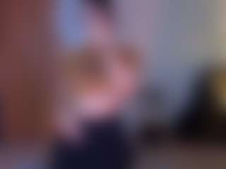 Live cam show with RiaVenskoske - Bikini on CamwithHer
