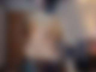 Live cam show with RiaVenskoske - Gamer Asian on Camsoda Late Night