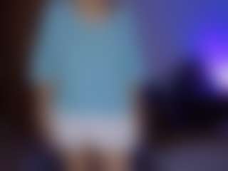 Live cam show with RiaVenskoske - Brown Eyes Asian on EXY