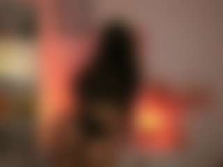 Live cam show with SisaBlue - Teen (18+) on Uber Horny