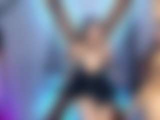 stefanyslavebdsm's Live Sex Cam Show