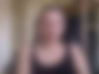 Live cam show with Sofia - Camel Toe on crypto-cams