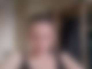 Live cam show with Sofia - Raven Hair on CamClone