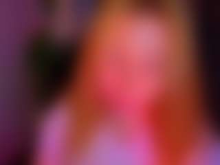 Live cam show with RosalieHandley - Blonde Hair on SpunkLive