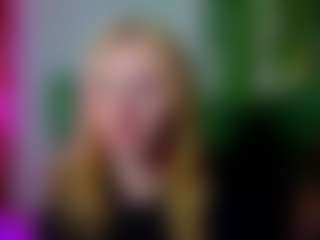 Live cam show with RosalieHandley - Wet on fapnchat