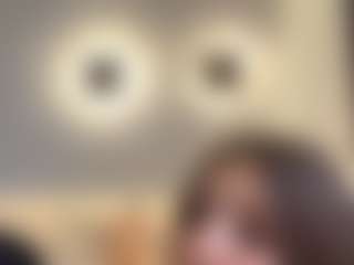 SuzannFulliton's Live Sex Cam Show