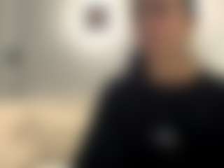 Live cam show with SuzannFulliton - Gray Eyes on Mixed Magazine Live