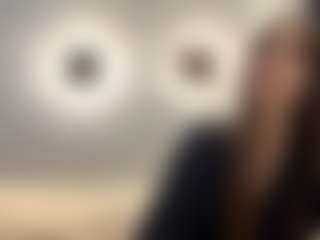 SuzannFulliton's Live Sex Cam Show