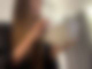 SuzannFulliton's Live Sex Cam Show