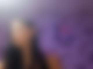 Live cam show with SuzannFulliton - Asian Petite on Camsoda