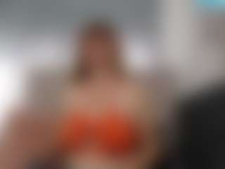 Live cam show with VictoriaCoperino - Tease Curvy on SpunkLive