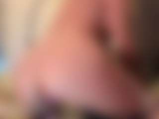 Live cam show with alice-hunter - Spy MILF on fapnchat