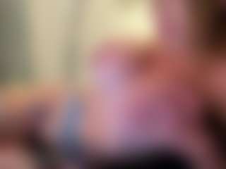 alice-hunter's Live Sex Cam Show