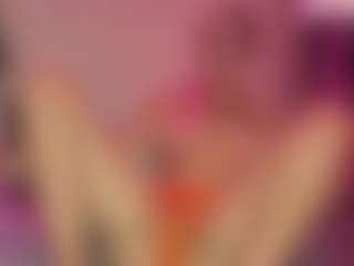 Live cam show with alice-hunter - Brown Eyes Lovense on Dare Cams