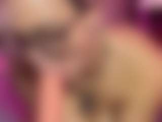 alice-hunter's Live Sex Cam Show
