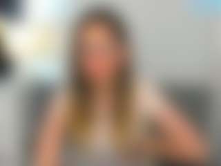 Live cam show with AnnaGentle - New Petite on Camsoda