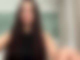 Live cam show with Laura - Athletic Public on SpankPalCams