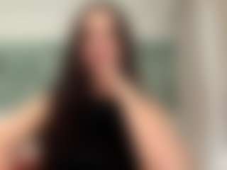 Live cam show with Laura - Blue Eyes on TastyBlacksLive