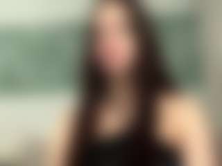Live cam show with Laura - New Toys on Free Soda