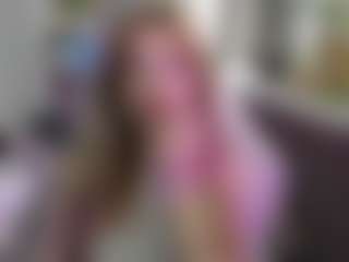 Live cam show with ChandaHebert - Athletic Public on Uber Horny