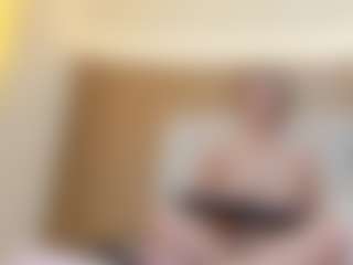 CharlotAura's Live Sex Cam Show