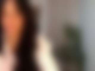 Chloe-Blackwood's Live Sex Cam Show