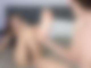 FreyaJels's Live Sex Cam Show