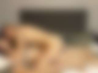 FreyaJels's Live Sex Cam Show