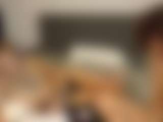 FreyaJels's Live Sex Cam Show