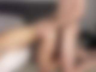 Live cam show with FreyaJels - No Drinking on Streamer API